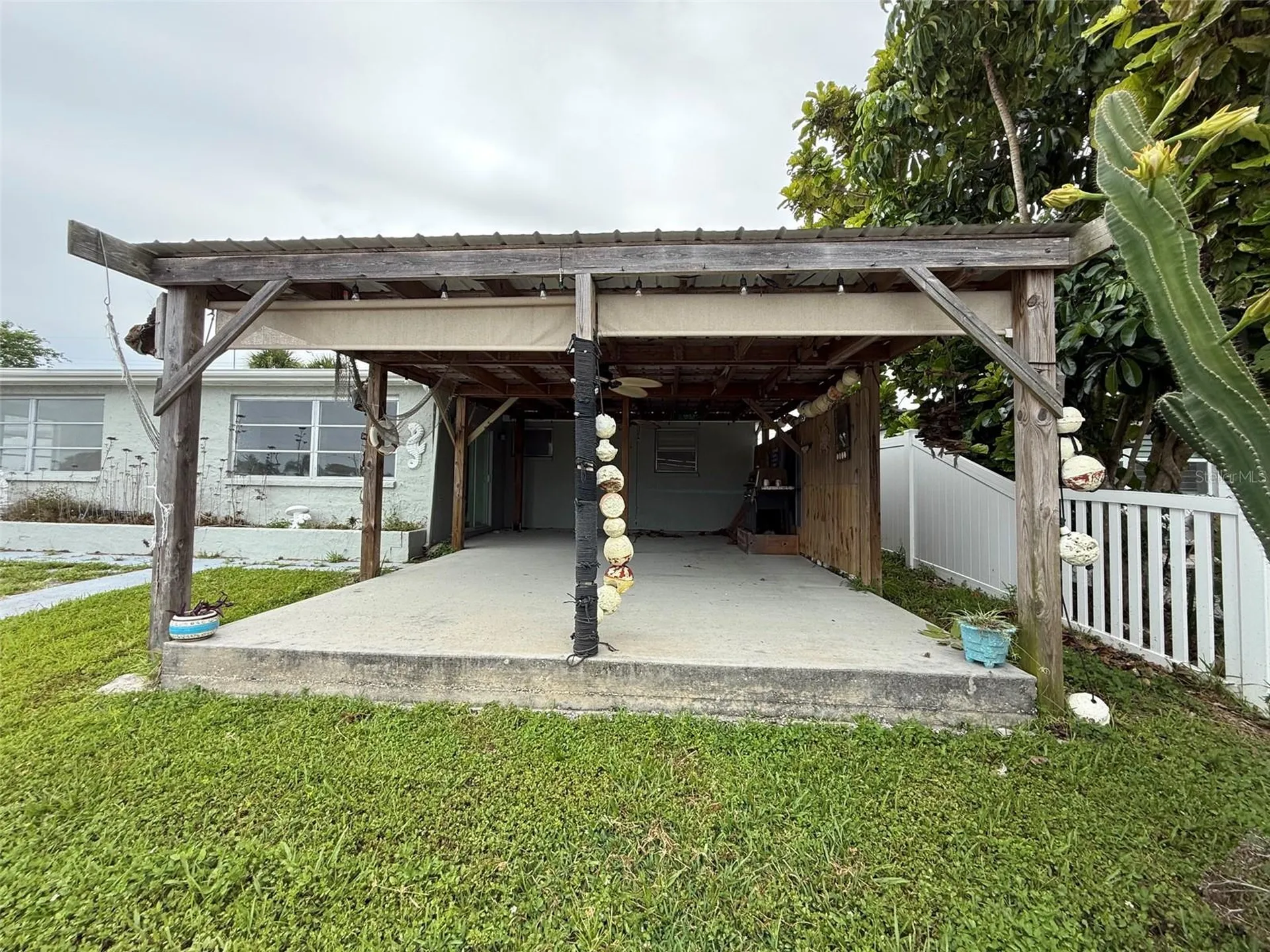 12739 3rd Isle Hudson FL 34667
