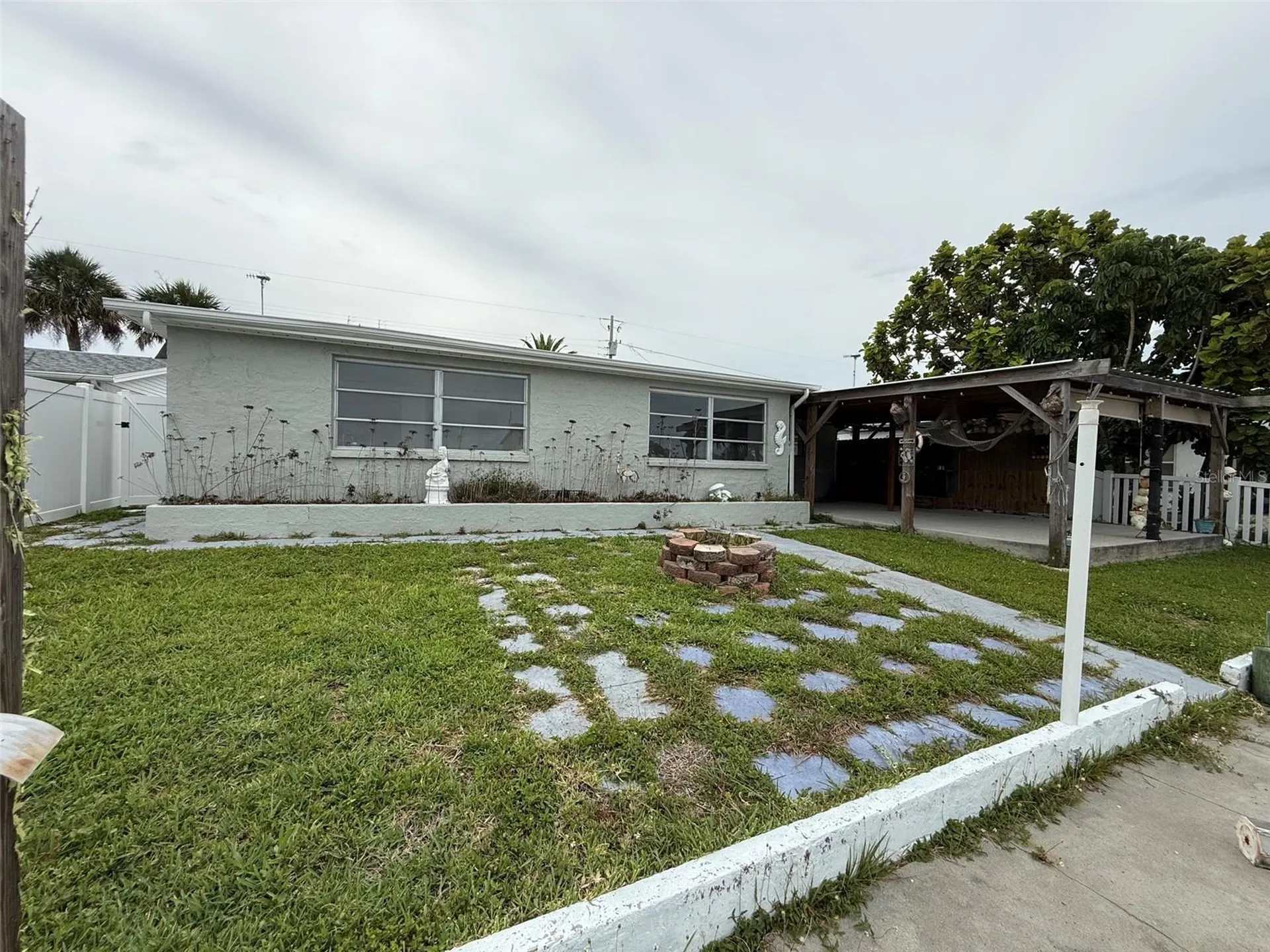 12739 3rd Isle Hudson FL 34667