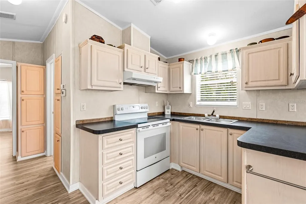 2079 Sun Home Street Sarasota FL 34231