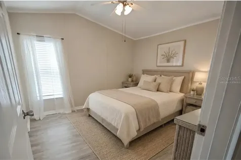 2079 Sun Home Street Sarasota FL 34231