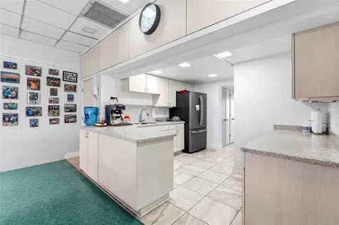 2079 Sun Home Street Sarasota FL 34231