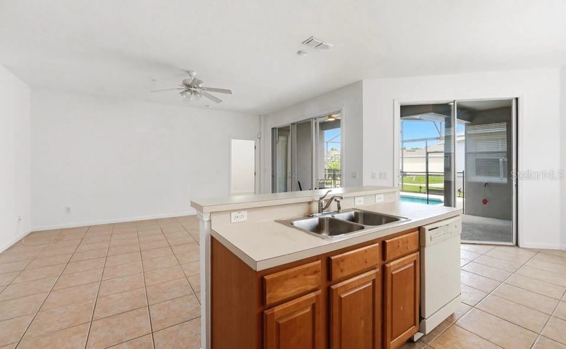 4967 Pall Mall Street W Kissimmee FL 34758