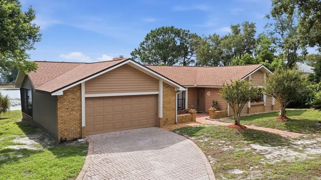 2322 Matthew Circle Deltona FL 32738