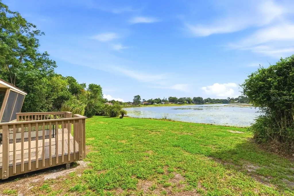 2322 Matthew Circle Deltona FL 32738