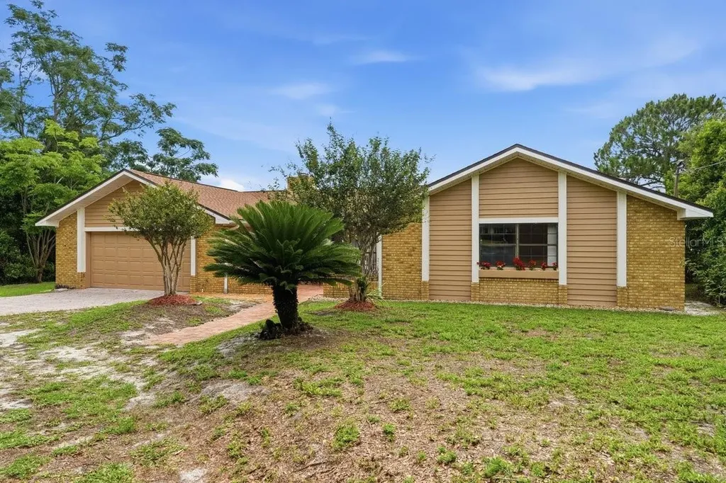 2322 Matthew Circle Deltona FL 32738