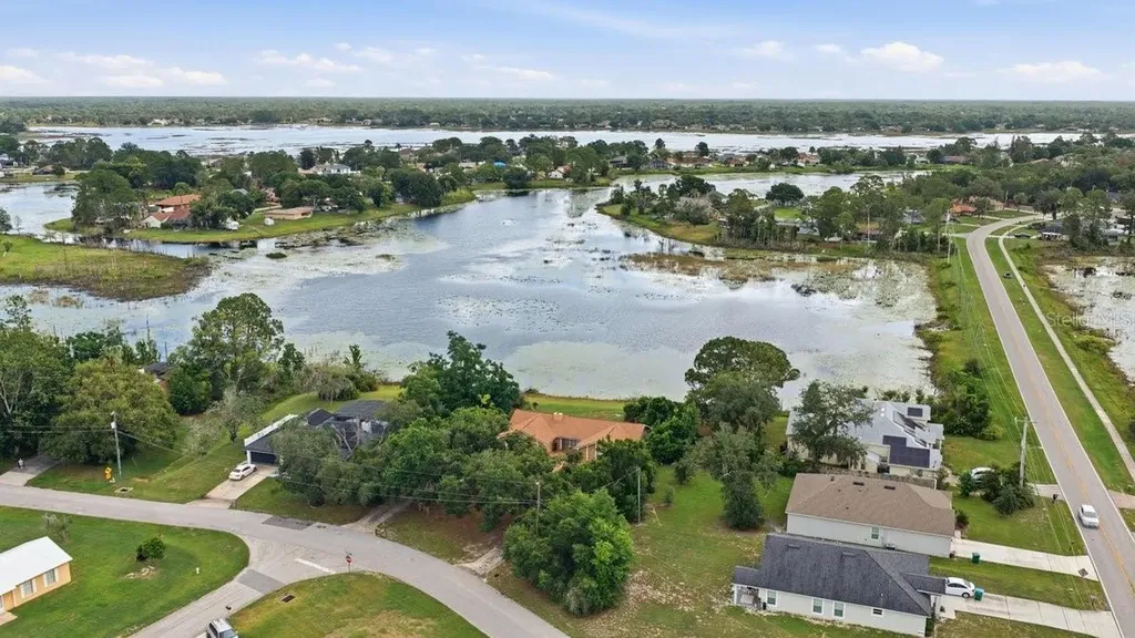 2322 Matthew Circle Deltona FL 32738