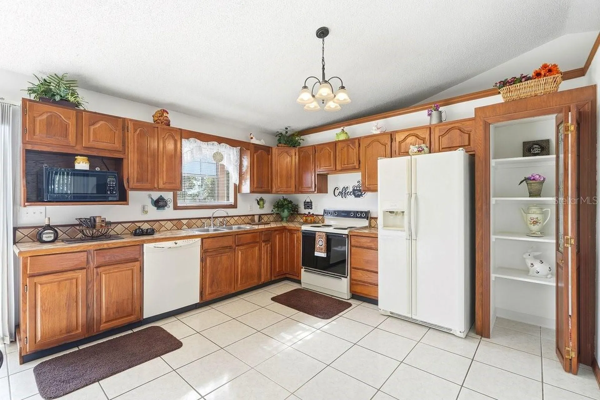 2322 Matthew Circle Deltona FL 32738
