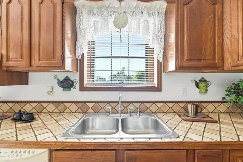 2322 Matthew Circle Deltona FL 32738