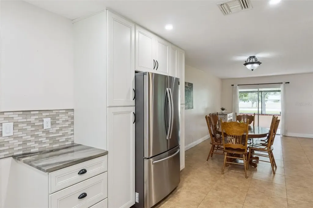 5246 Mayapple Circle Orlando FL 32821