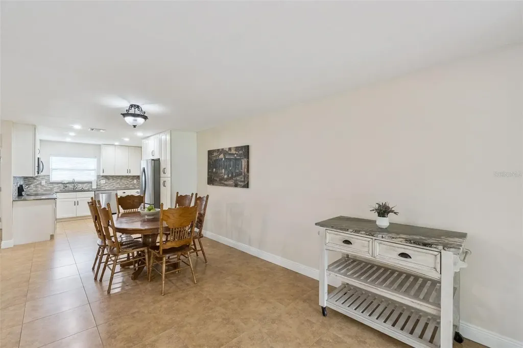 5246 Mayapple Circle Orlando FL 32821