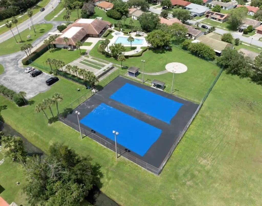 5246 Mayapple Circle Orlando FL 32821