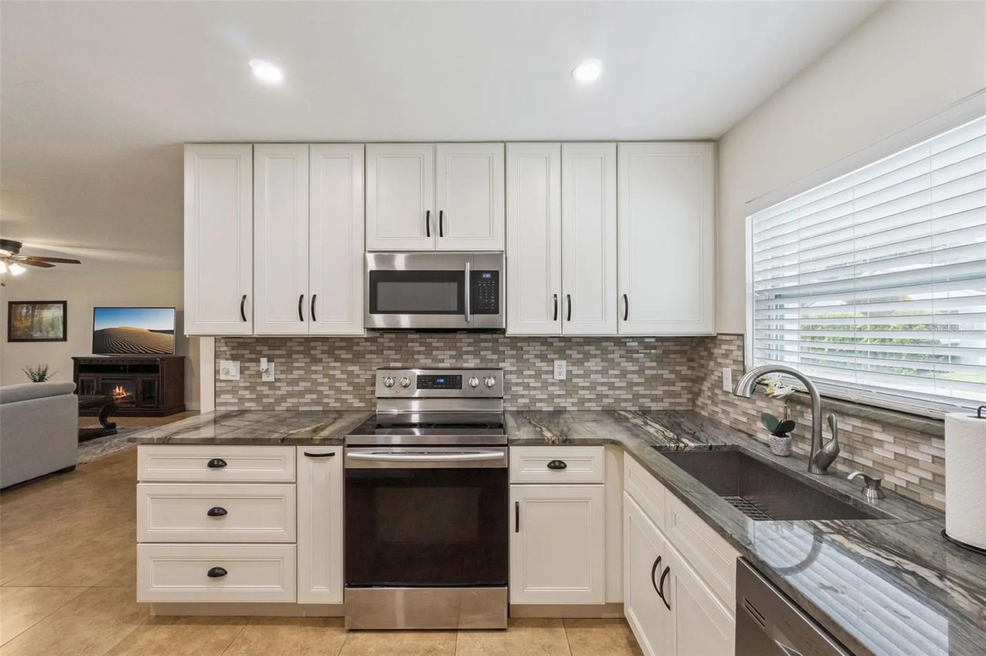 5246 Mayapple Circle Orlando FL 32821