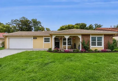 5246 Mayapple Circle Orlando FL 32821