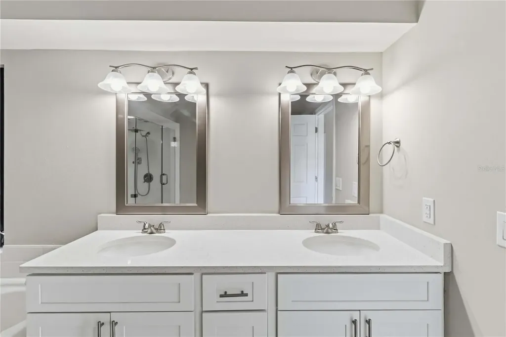 2110 Laindale Place Valrico FL 33596
