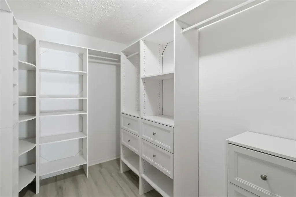 2110 Laindale Place Valrico FL 33596