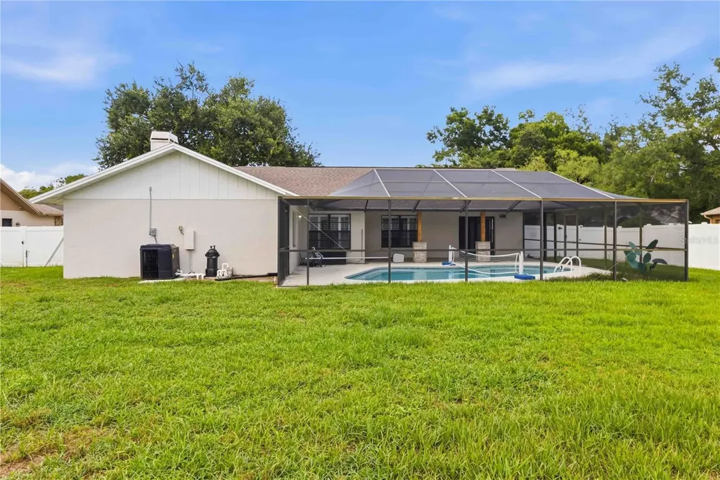 2110 Laindale Place Valrico FL 33596
