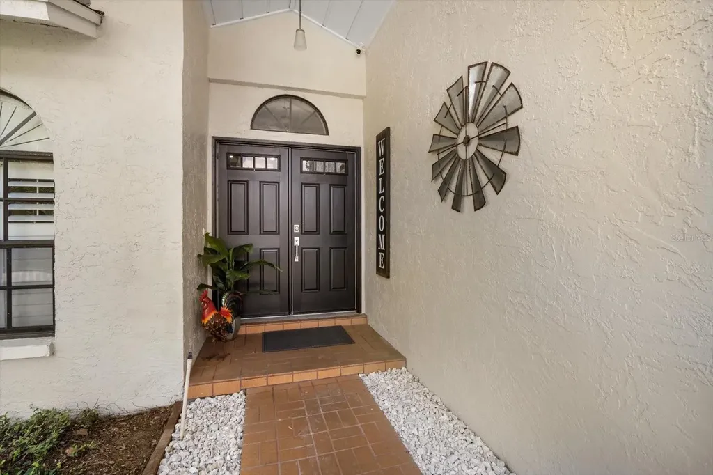 2110 Laindale Place Valrico FL 33596