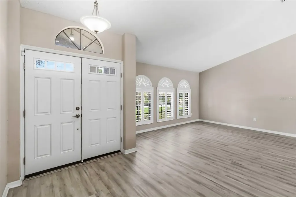 2110 Laindale Place Valrico FL 33596