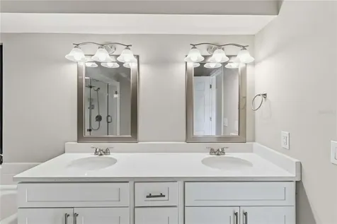 2110 Laindale Place Valrico FL 33596