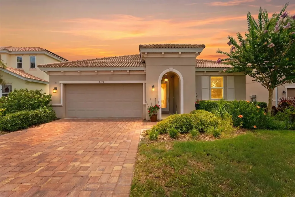 2173 Weaver Bird Lane Venice FL 34292