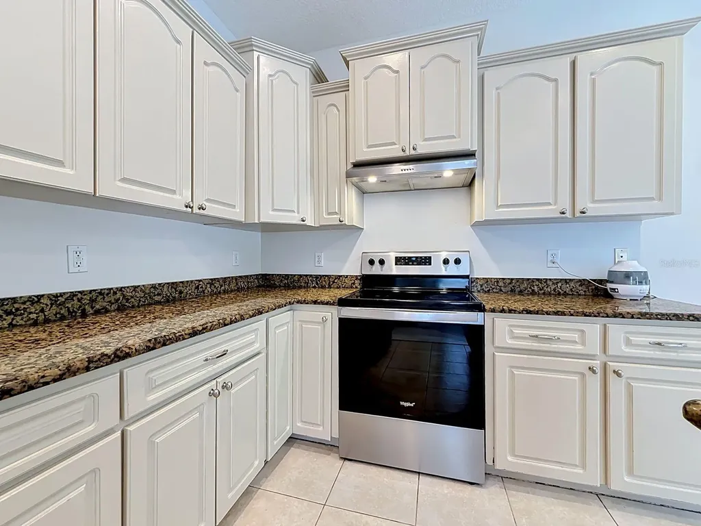 648 Norfolk Street Dunedin FL 34698