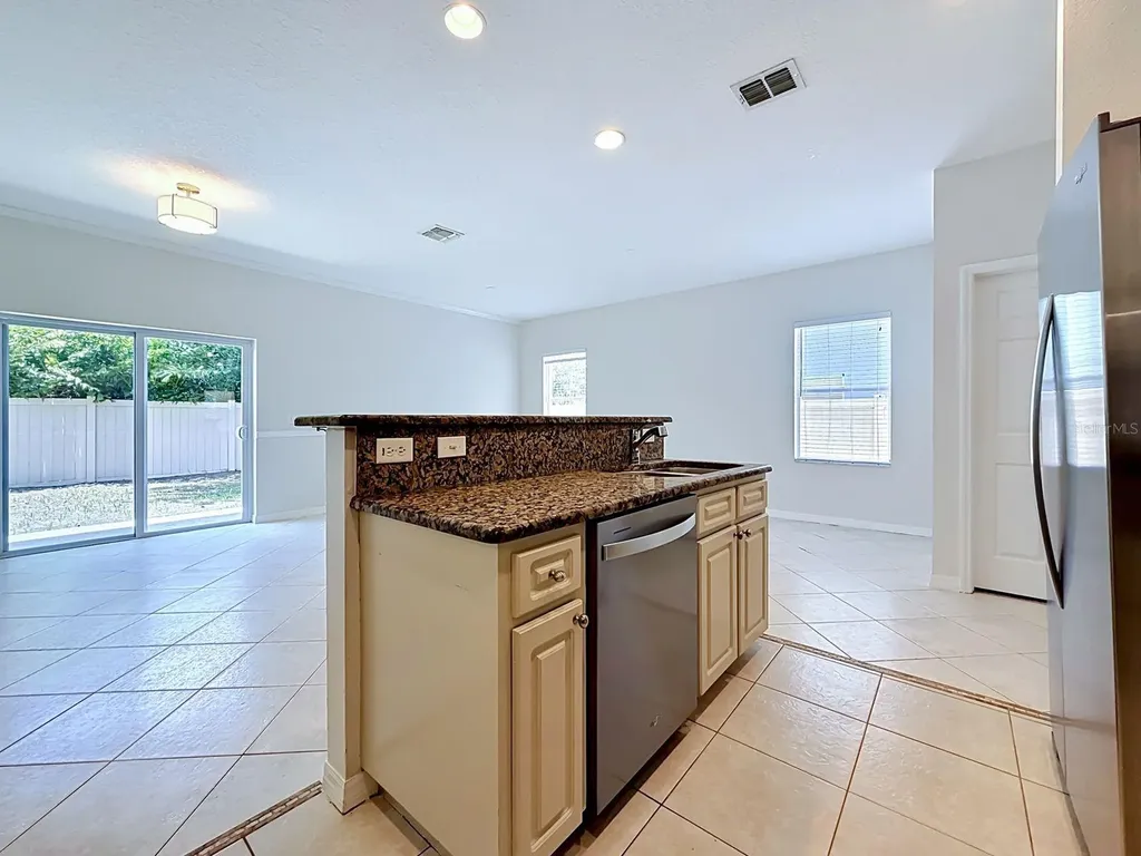 648 Norfolk Street Dunedin FL 34698