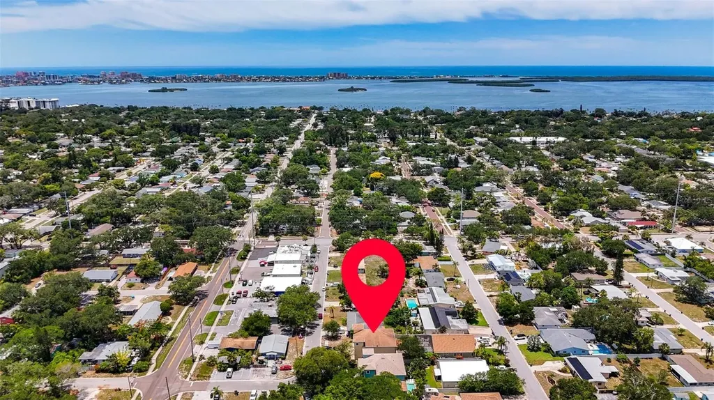 648 Norfolk Street Dunedin FL 34698
