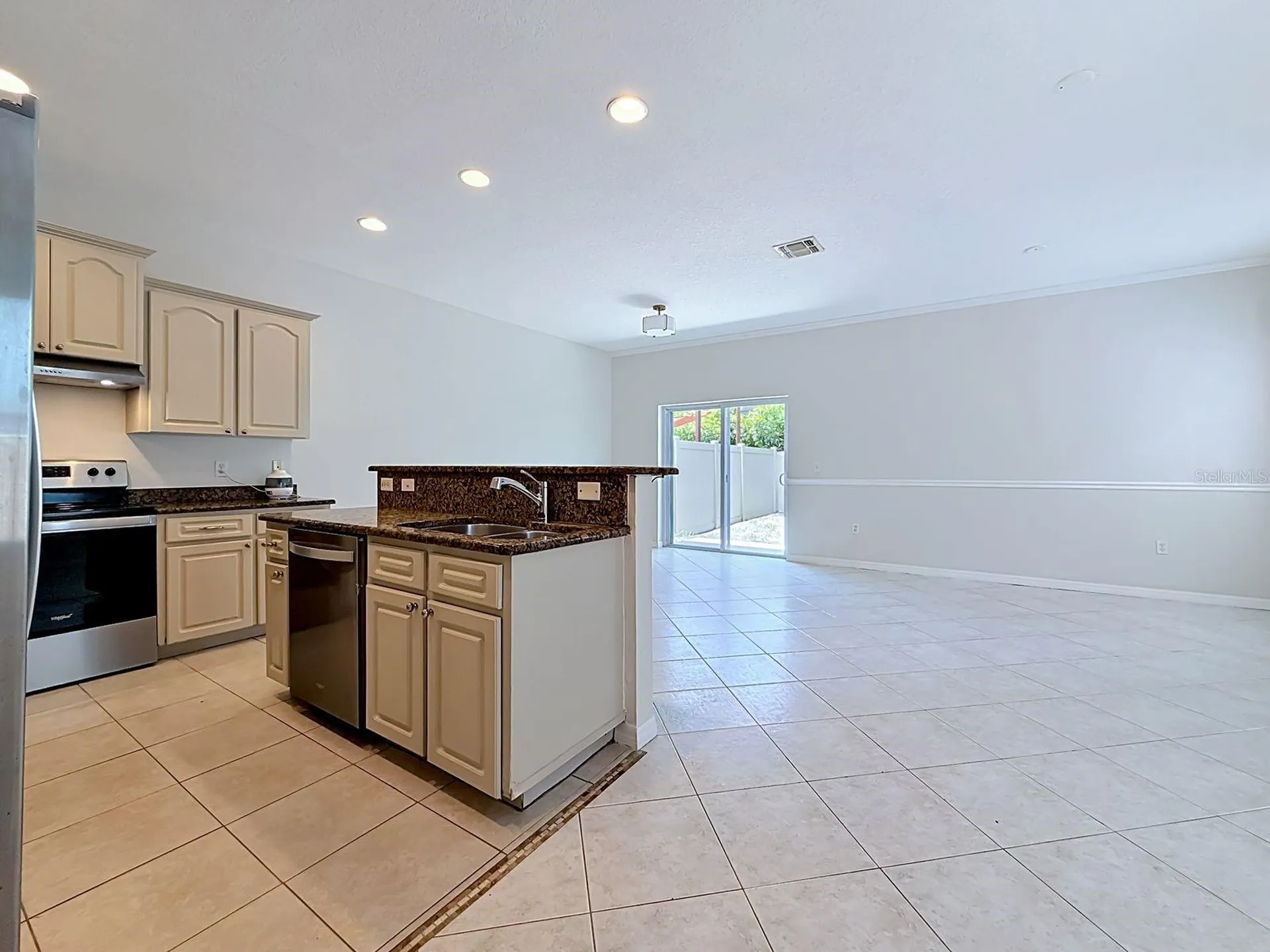 648 Norfolk Street Dunedin FL 34698