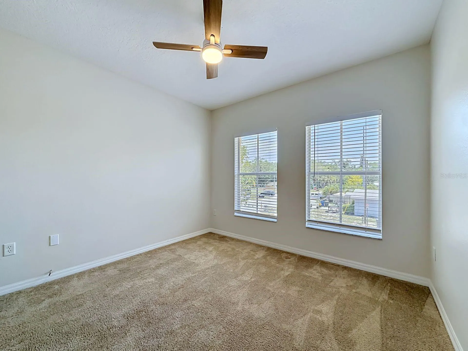 648 Norfolk Street Dunedin FL 34698