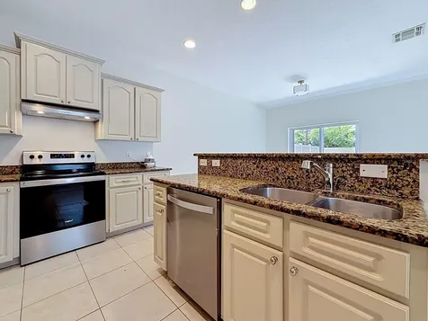 648 Norfolk Street Dunedin FL 34698