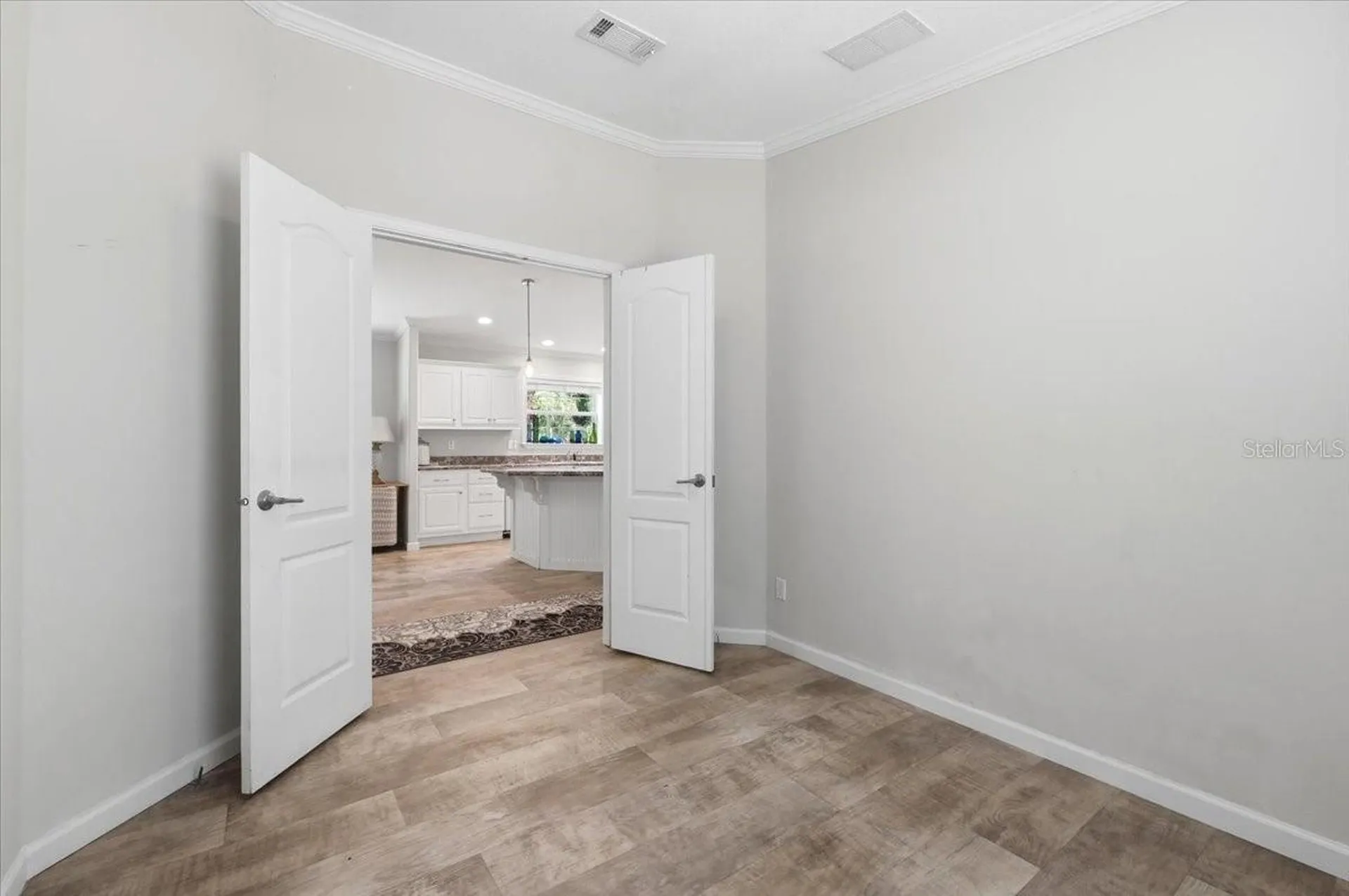 518 Wellon Avenue Orlando FL 32833
