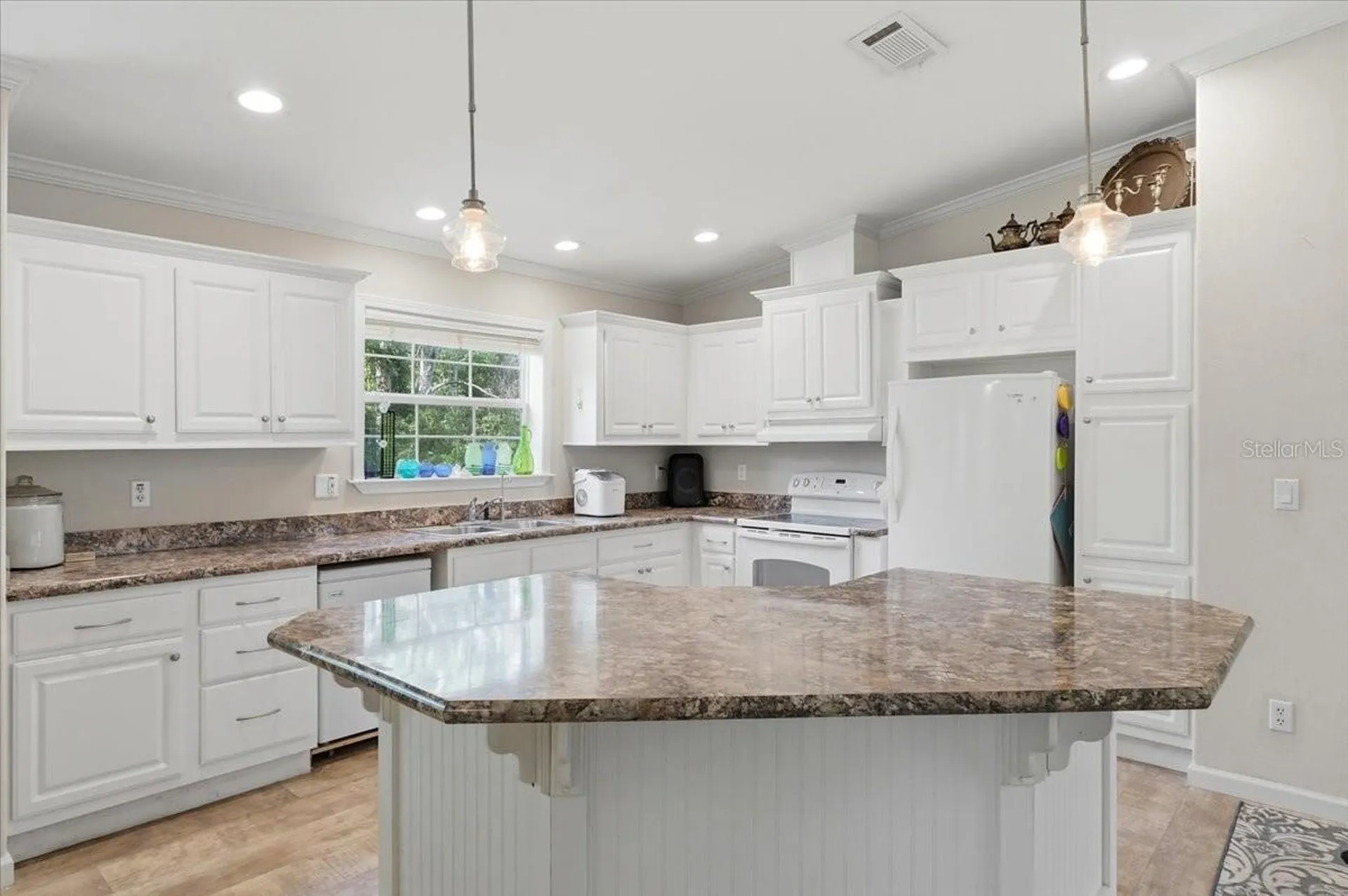 518 Wellon Avenue Orlando FL 32833