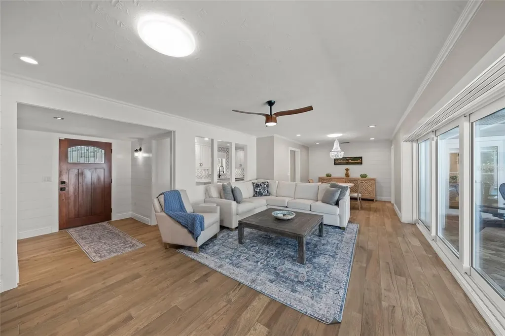 549 Halyard Lane Longboat Key FL 34228