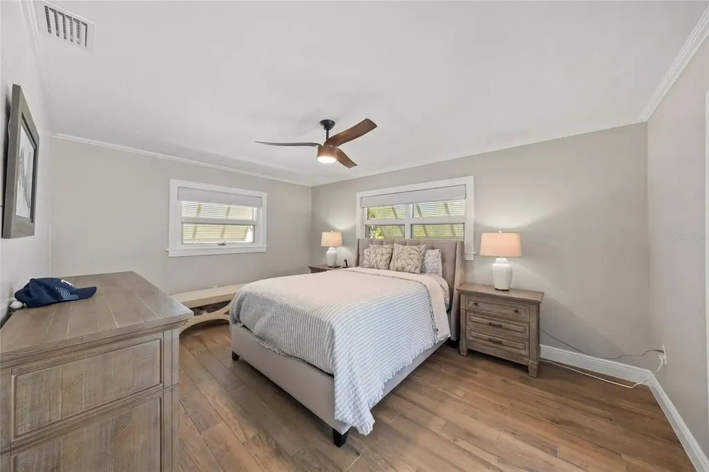 549 Halyard Lane Longboat Key FL 34228