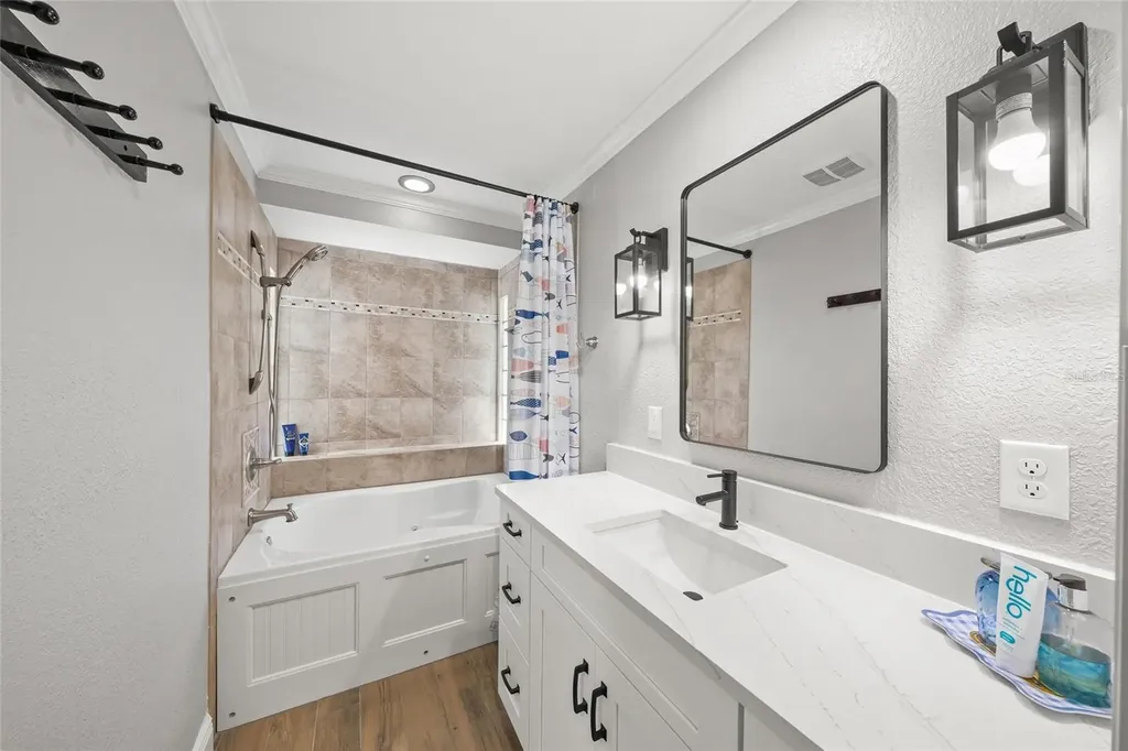 549 Halyard Lane Longboat Key FL 34228