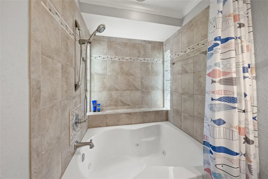 549 Halyard Lane Longboat Key FL 34228