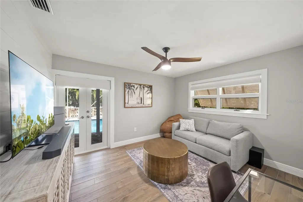549 Halyard Lane Longboat Key FL 34228
