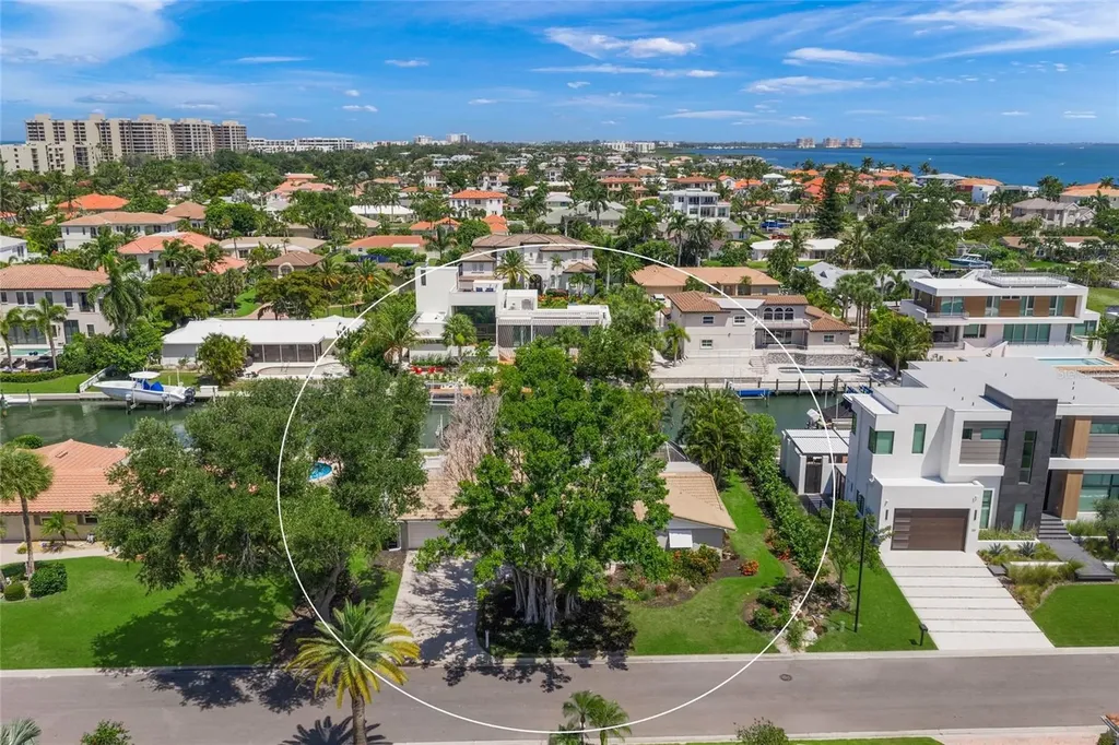 549 Halyard Lane Longboat Key FL 34228