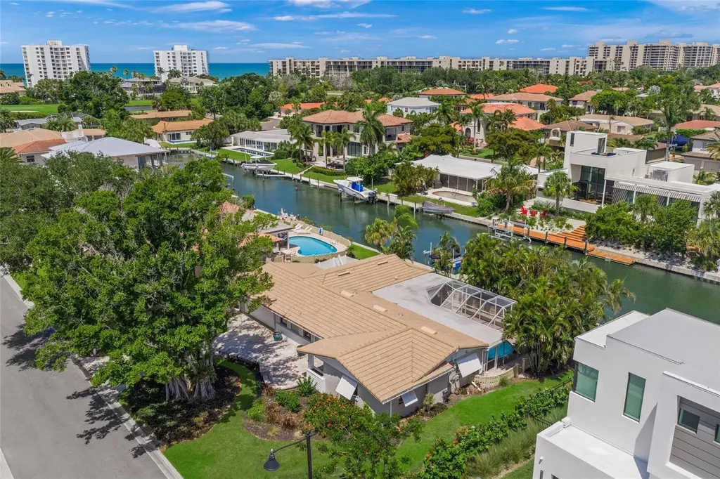 549 Halyard Lane Longboat Key FL 34228
