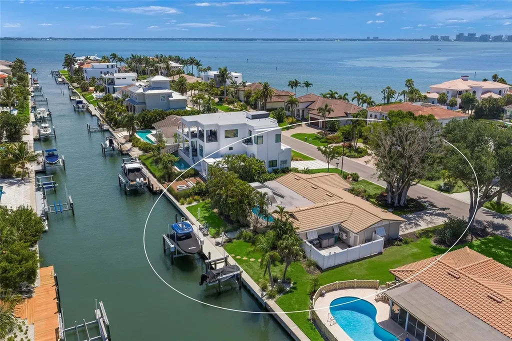 549 Halyard Lane Longboat Key FL 34228