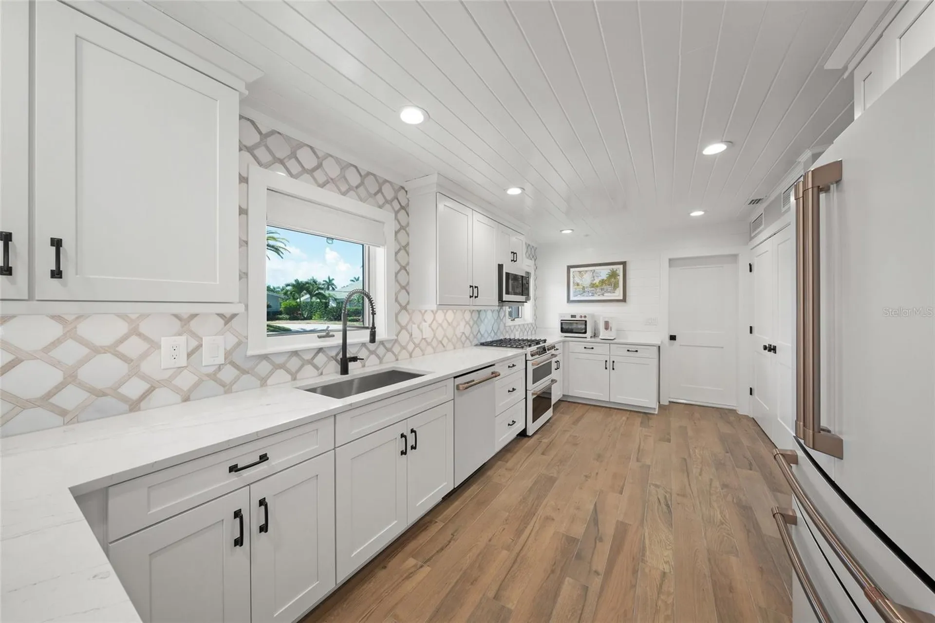 549 Halyard Lane Longboat Key FL 34228