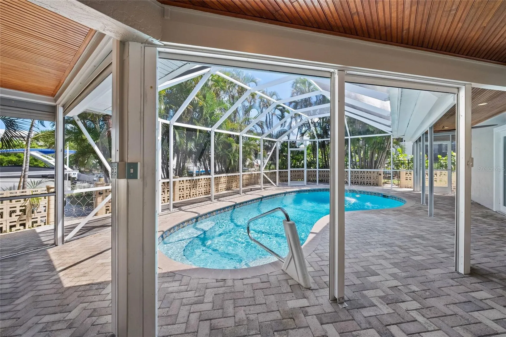 549 Halyard Lane Longboat Key FL 34228