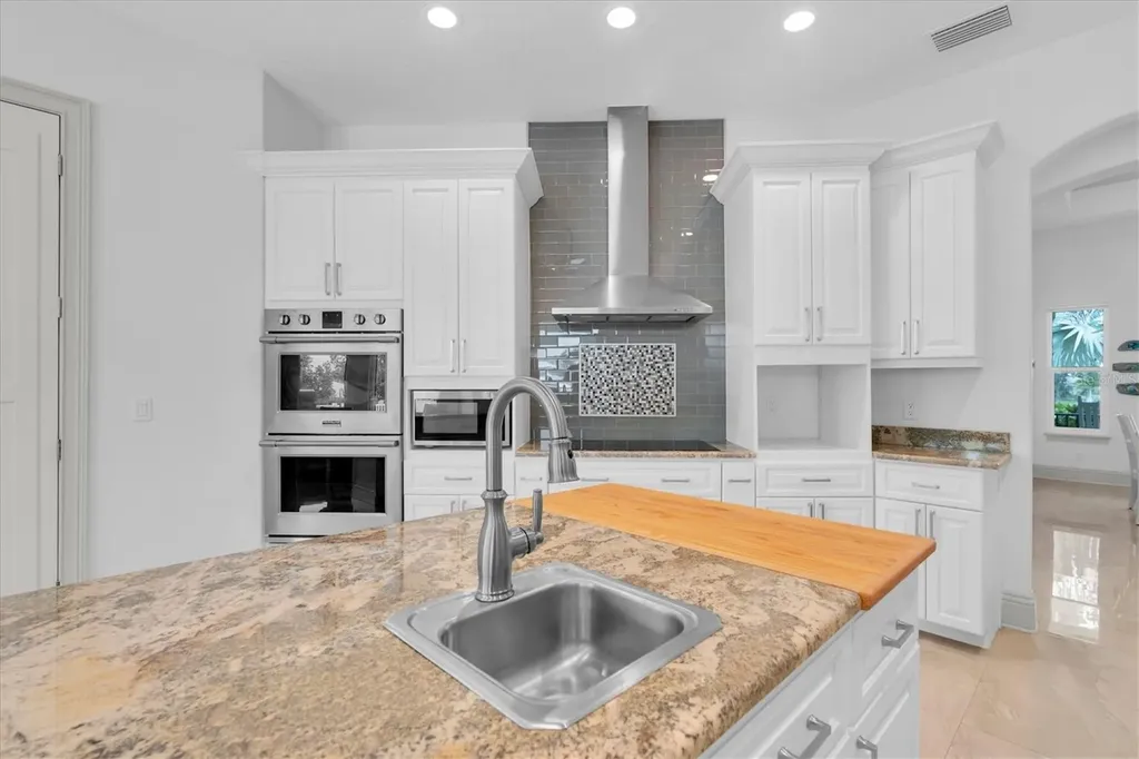 811 Birdie Way Apollo Beach FL 33572