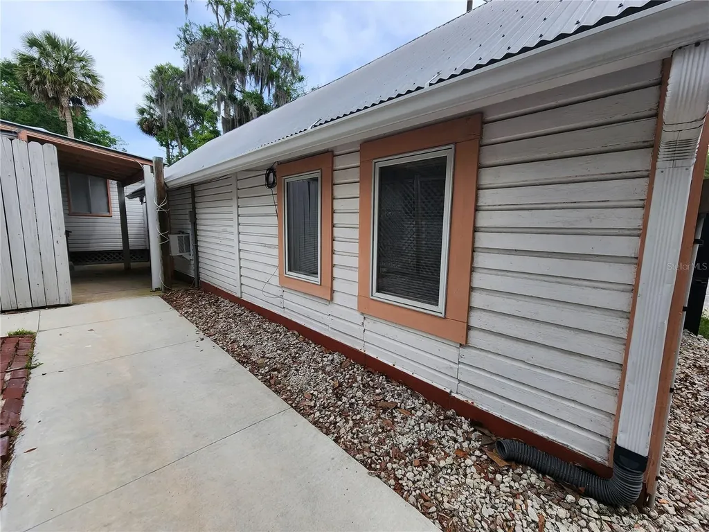120 SE 7 Street Gainesville FL 32601