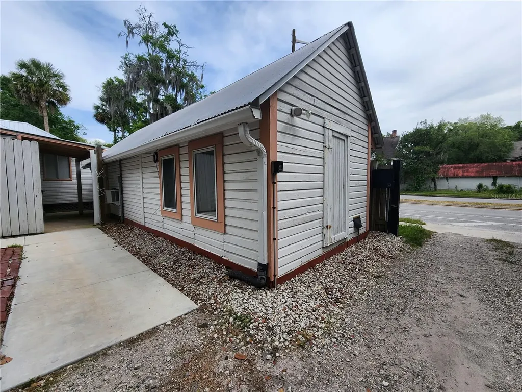 120 SE 7 Street Gainesville FL 32601