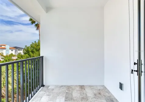 140 174th Avenue E Redington Shores FL 33708