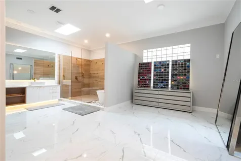 5646 Masters Boulevard Orlando FL 32819