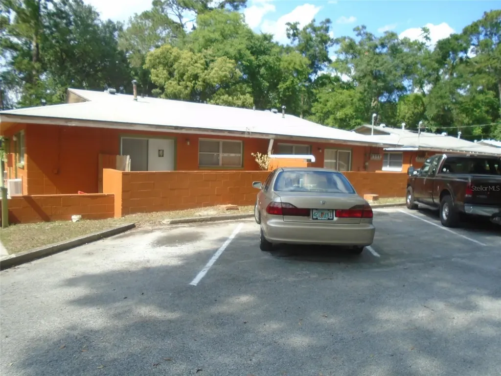 1933 NW 4 Avenue Gainesville FL 32603