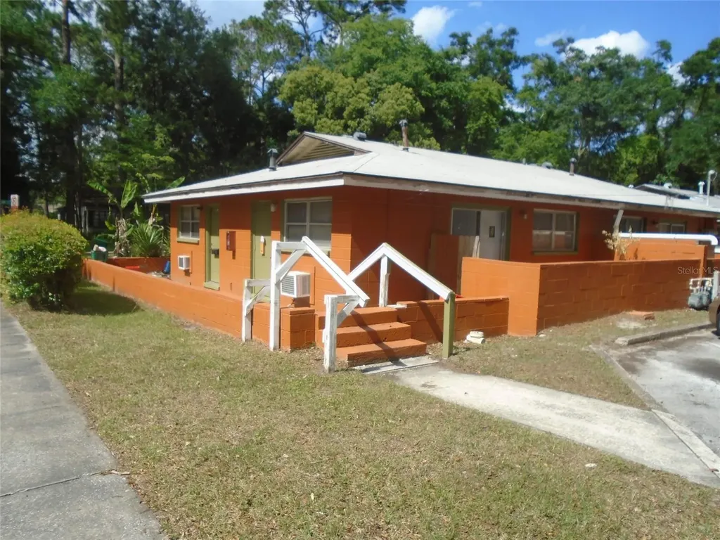 1933 NW 4 Avenue Gainesville FL 32603