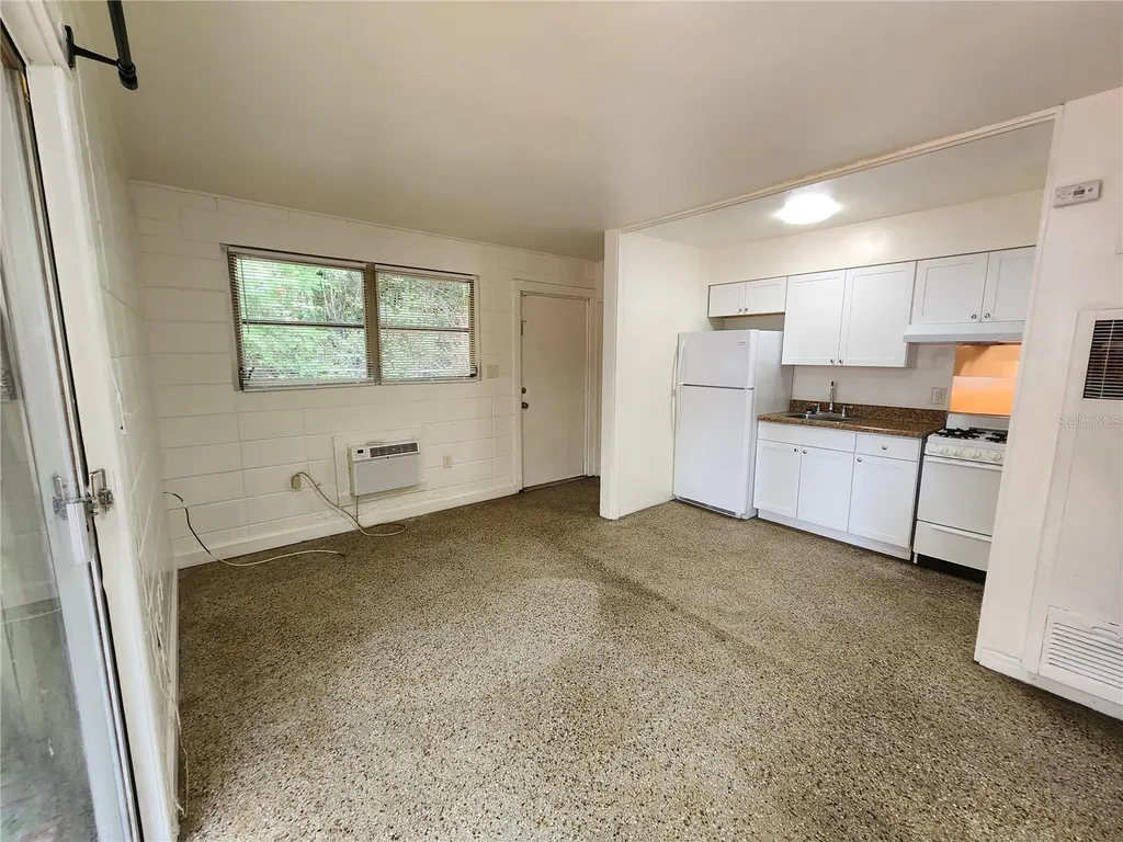 1933 NW 4 Avenue Gainesville FL 32603